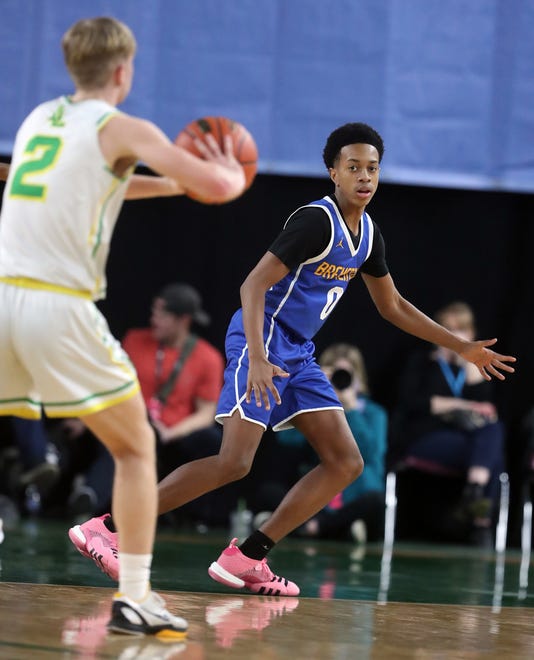 Lynden beats Bremerton 53-52 in the 2A boys basketball state semifinals in Yakima on Friday, March 1, 2024.