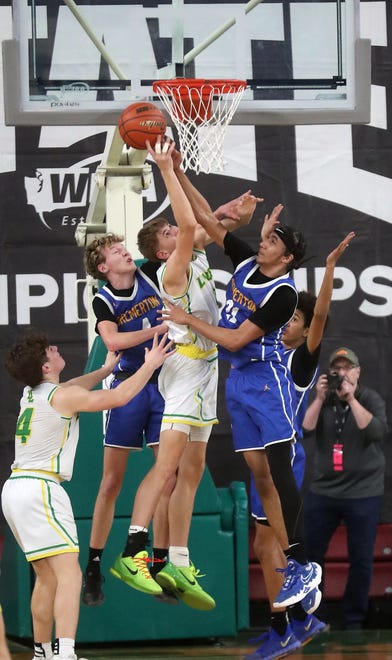 Lynden beats Bremerton 53-52 in the 2A boys basketball state semifinals in Yakima on Friday, March 1, 2024.