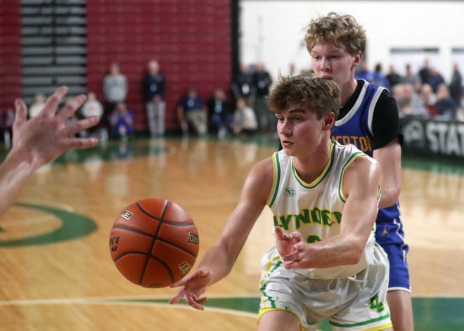 Lynden beats Bremerton 53-52 in the 2A boys basketball state semifinals in Yakima on Friday, March 1, 2024.