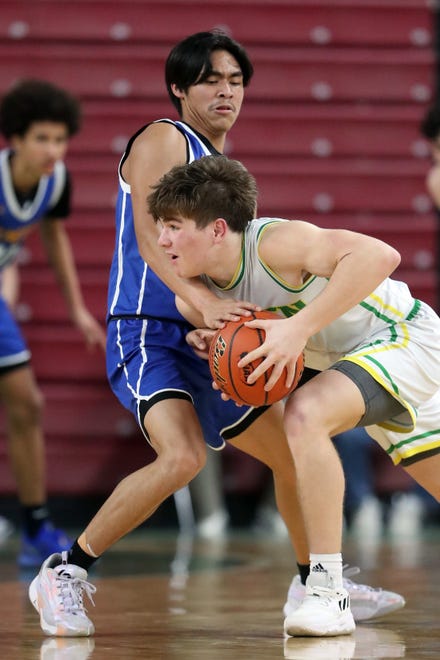 Lynden beats Bremerton 53-52 in the 2A boys basketball state semifinals in Yakima on Friday, March 1, 2024.