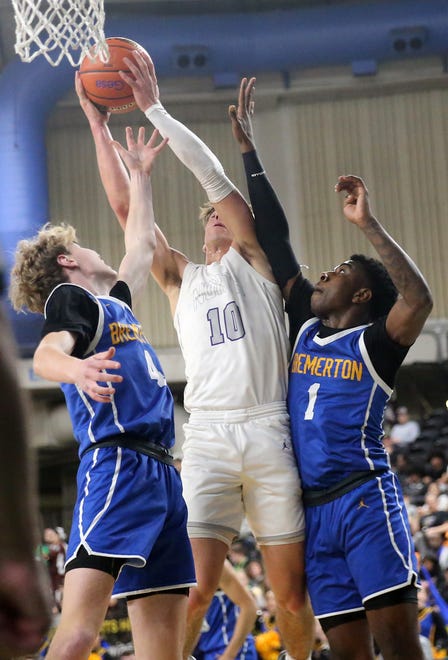 North Kitsap gets a 71-48 win over Bremerton during their Class 2A state championship game at the Yakima SunDome on Saturday, March 2, 2024. North Kitsap took home the third place trophy while Bremerton brought home fifth place.